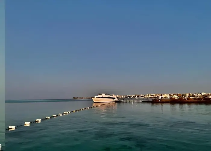 Otel Al-dora 3*