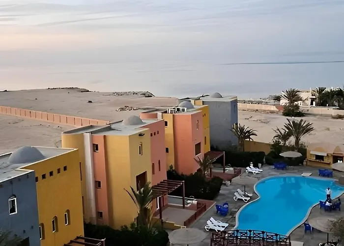Al-dora Otel 3*
