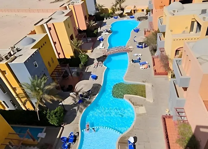 Otel Al-dora 3*