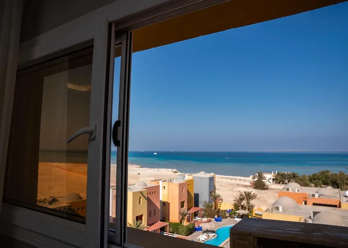 Al-dora Otel