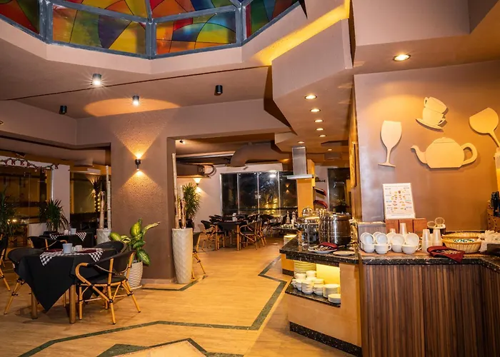 Otel Al-dora 3*