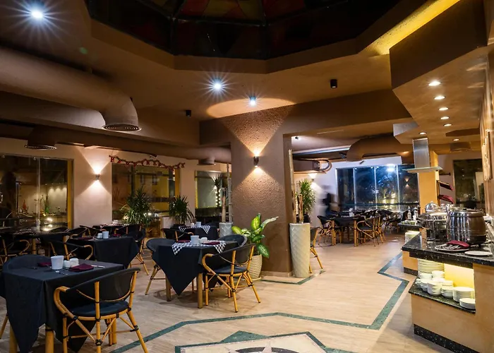 Al-dora Otel 3*