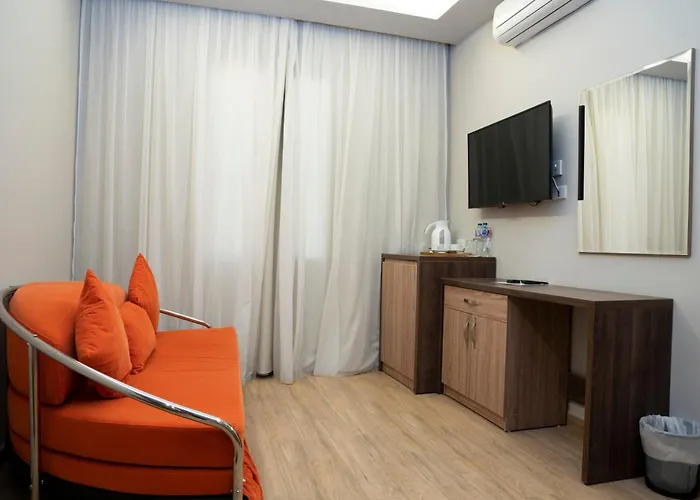 Otel Al-dora 3*