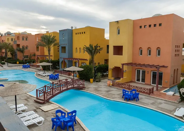 Al-dora Otel 3*
